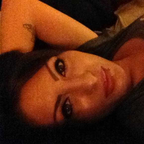 Meet your Posher, Roxanne - Picture 1 of 1